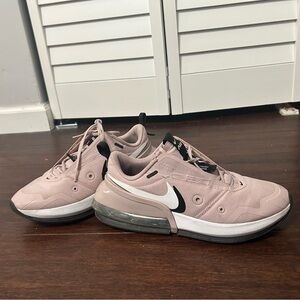 Women’s Nike air max up sneakers size 7.5